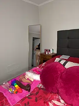 Kattefit online show from February 18, 2026, 5:16 am