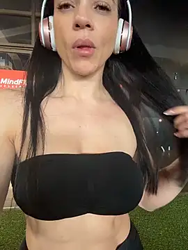 Kattefit online show from May 11, 2026, 3:51 pm