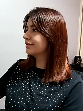 1evelinewood online show from February 17, 2026, 1:19 pm