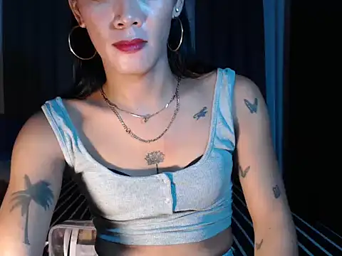 kettie  online show from October 30, 2025, 1:09 pm