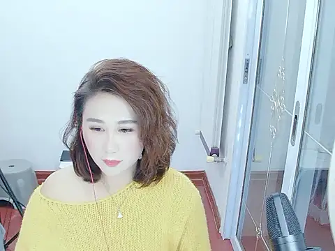 -dandan online show from October 21, 2025, 7:30 am