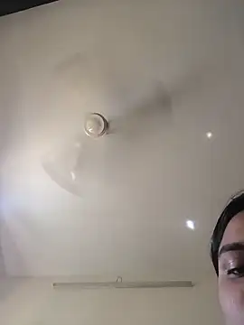 Snapshot of radhika4445 chatting on March 16, 2026, 5:04 am radhika4445 online show from March 16, 2026, 5:04 am