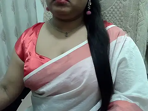 SexyRani2000 online show from May 17, 2026, 5:24 pm