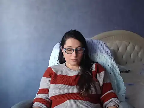 Snapshot of LuckyLisa23 chatting on October 28, 2025, 10:36 am LuckyLisa23 online show from October 28, 2025, 10:36 am