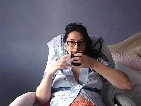 LuckyLisa23 online show from March 21, 2026, 11:36 am