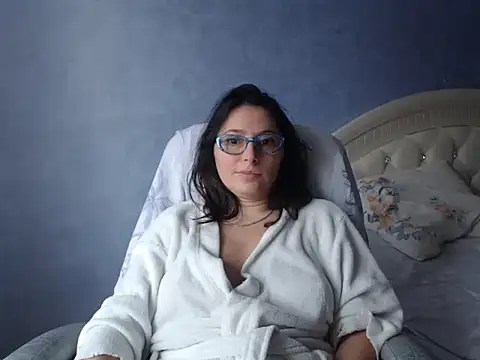 Snapshot of LuckyLisa23 chatting on November 23, 2025, 10:36 am LuckyLisa23 online show from November 23, 2025, 10:36 am