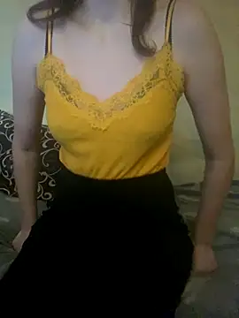 Snapshot of KittieCreme chatting on December 4, 2025, 9:41 am KittieCreme online show from December 4, 2025, 9:41 am