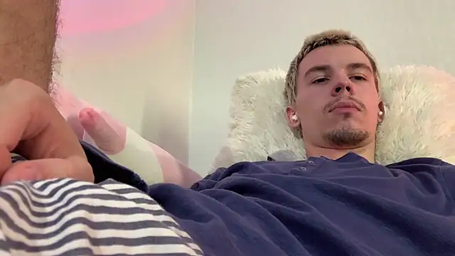 Jeremy1Scott online show from August 6, 2026, 8:20 am