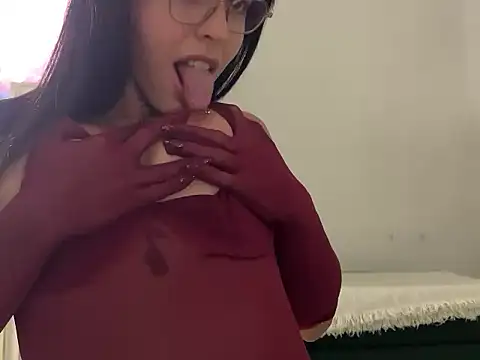 Snapshot of babecatalina chatting on February 8, 2026, 3:59 am babecatalina online show from February 8, 2026, 3:59 am