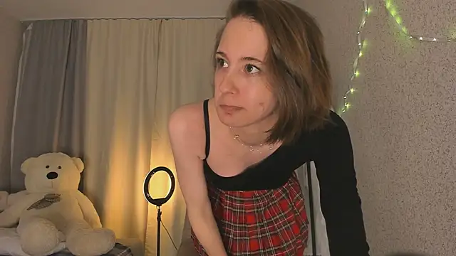 Snapshot of EdenVixen chatting on November 11, 2025, 2:12 pm EdenVixen online show from November 11, 2025, 2:12 pm