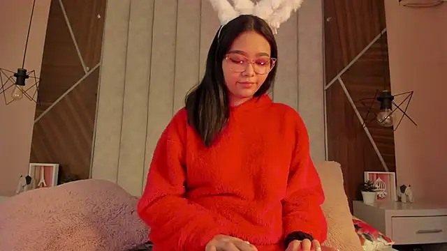 Mariana-Torres online show from November 29, 2025, 1:44 pm