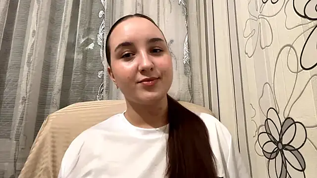 DaisyMolly online show from October 12, 2025, 8:54 pm