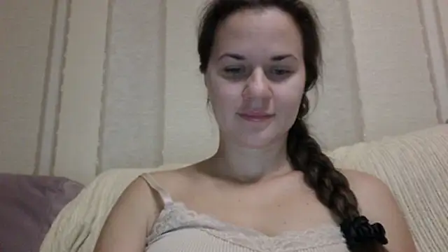 Snapshot of GiaaCaranggi chatting on November 14, 2025, 6:33 pm GiaaCaranggi online show from November 14, 2025, 6:33 pm