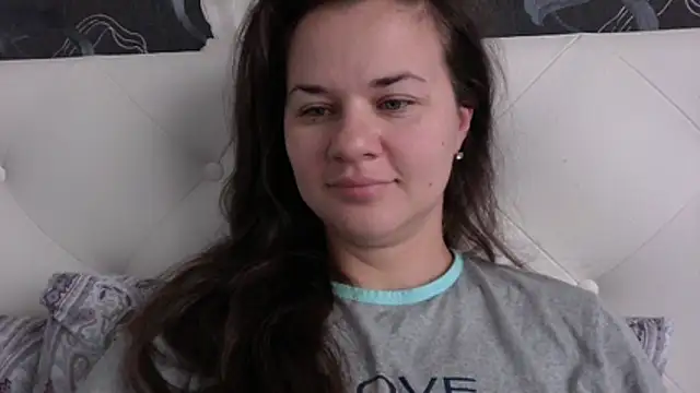 Snapshot of GiaaCaranggi chatting on November 15, 2025, 7:01 am GiaaCaranggi online show from November 15, 2025, 7:01 am