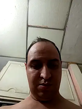 sacarlettareyo online show from October 25, 2025, 4:55 am