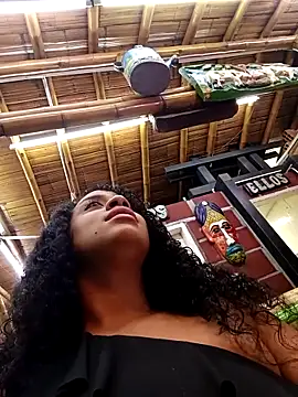 Snapshot of lacrespa24 chatting on November 1, 2025, 5:14 am lacrespa24 online show from November 1, 2025, 5:14 am