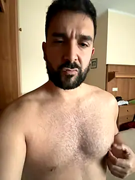 ReDiBastoni90 online show from October 14, 2025, 3:56 pm