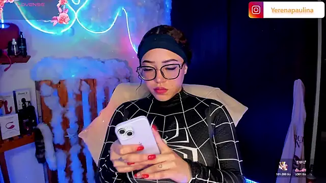 Snapshot of Lizz_martins chatting on November 17, 2025, 2:04 am Lizz martins online show from November 17, 2025, 2:04 am