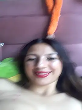 Snapshot of Naomy-daviis chatting on October 23, 2025, 8:18 pm Naomy-daviis online show from October 23, 2025, 8:18 pm