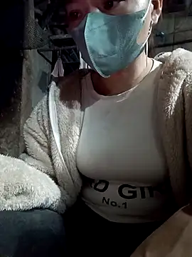 Snapshot of nat-tri chatting on February 4, 2026, 12:00 pm nat-tri online show from February 4, 2026, 12:00 pm