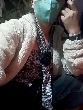 Snapshot of nat-tri chatting on February 3, 2026, 7:24 am nat-tri online show from February 3, 2026, 7:24 am