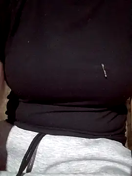 Snapshot of nat-tri chatting on March 30, 2026, 1:34 pm nat-tri online show from March 30, 2026, 1:34 pm