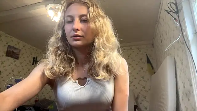 AmeliLia online show from June 16, 2026, 12:05 pm