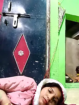 Karishma cute online show from October 16, 2025, 7:44 pm