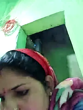 Karishma cute online show from November 27, 2025, 1:50 am