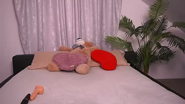 Snapshot of TenderSin chatting on February 8, 2026, 8:01 am TenderSin online show from February 8, 2026, 8:01 am