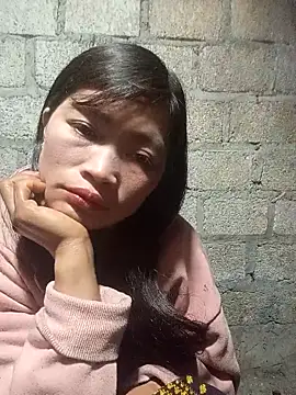 Snapshot of siusiu-00 chatting on February 9, 2026, 12:03 pm siusiu-00 online show from February 9, 2026, 12:03 pm