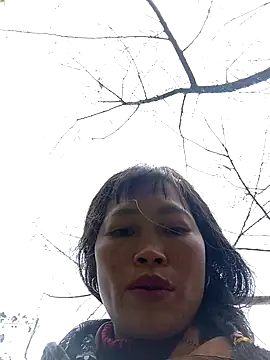 siusiu-00 online show from November 4, 2025, 2:48 am