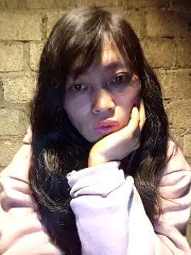 Snapshot of siusiu-00 chatting on February 3, 2026, 10:37 pm siusiu-00 online show from February 3, 2026, 10:37 pm