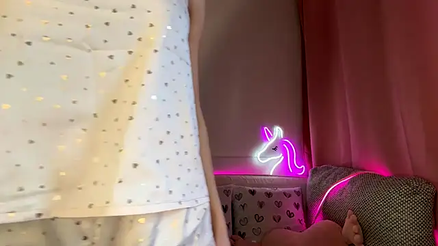 Snapshot of cutetella chatting on March 10, 2026, 4:05 am cutetella online show from March 10, 2026, 4:05 am