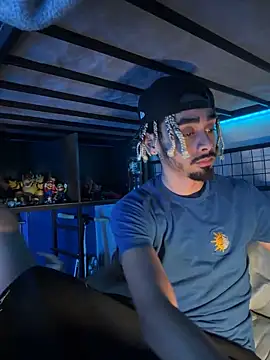 Snapshot of shadespider chatting on March 24, 2026, 1:49 am shadespider online show from March 24, 2026, 1:49 am