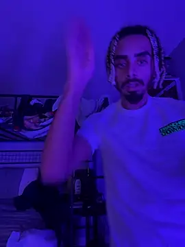 Snapshot of shadespider chatting on March 21, 2026, 7:31 am shadespider online show from March 21, 2026, 7:31 am