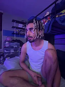 Snapshot of shadespider chatting on April 16, 2026, 12:44 am shadespider online show from April 16, 2026, 12:44 am