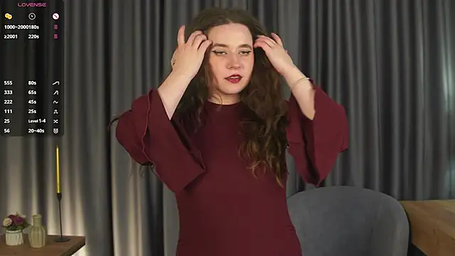 YuriFout online show from November 12, 2025, 11:03 am