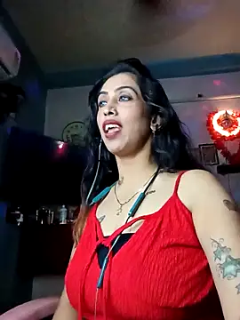 Snapshot of Darling_Annie chatting on November 20, 2025, 8:31 pm Darling Annie online show from November 20, 2025, 8:31 pm