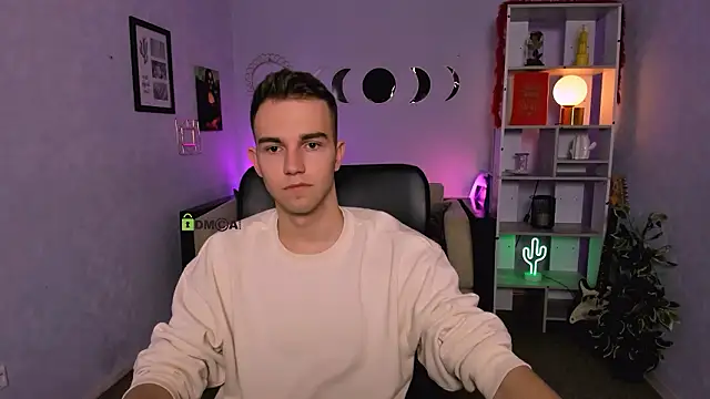 astren villo online show from February 24, 2026, 6:36 am