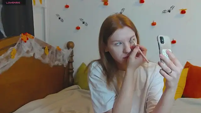 MeganNewCat online show from October 24, 2025, 8:46 am