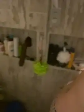 Snapshot of queenkelly1234 chatting on February 14, 2026, 1:44 pm queenkelly1234 online show from February 14, 2026, 1:44 pm