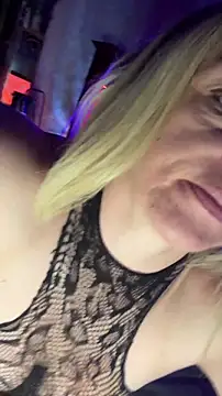 Snapshot of queenkelly1234 chatting on April 7, 2026, 4:03 am queenkelly1234 online show from April 7, 2026, 4:03 am