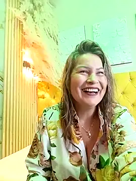  Pamelamilf online show from February 10, 2026, 12:37 pm