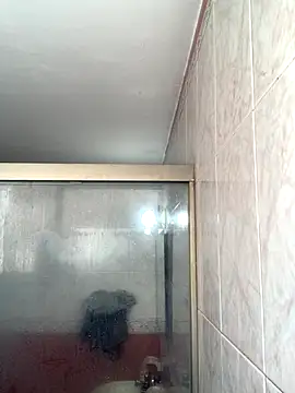 Snapshot of La-Gatiita-trans chatting on November 4, 2025, 4:44 pm La-Gatiita-trans online show from November 4, 2025, 4:44 pm