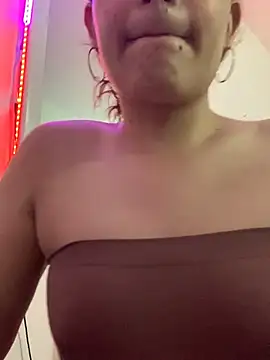 La-Gatiita-trans online show from April 19, 2026, 12:22 am