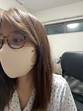 ichika 2  online show from July 11, 2026, 2:06 pm