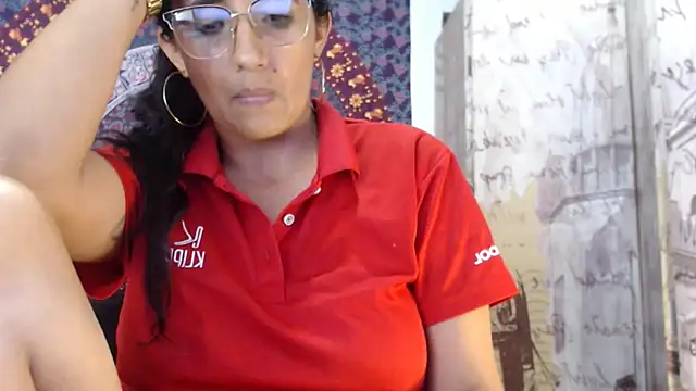 Lucyy Naugthy online show from February 3, 2026, 2:00 am