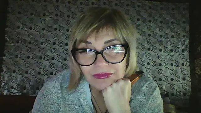 Snapshot of Lia_Ray chatting on November 25, 2025, 8:31 pm Lia Ray online show from November 25, 2025, 8:31 pm