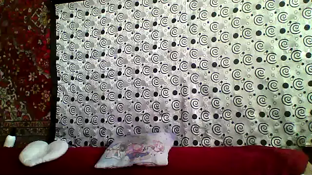 Snapshot of Lia_Ray chatting on October 24, 2025, 12:48 pm Lia Ray online show from October 24, 2025, 12:48 pm